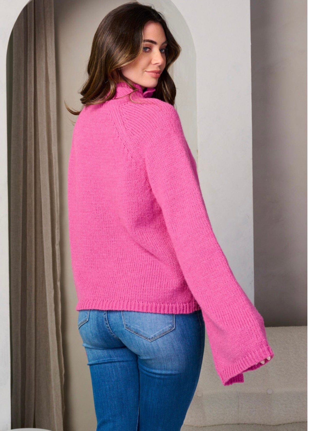 LONG BELL SLEEVE TURTLE NECK PULLOVER SWEATER