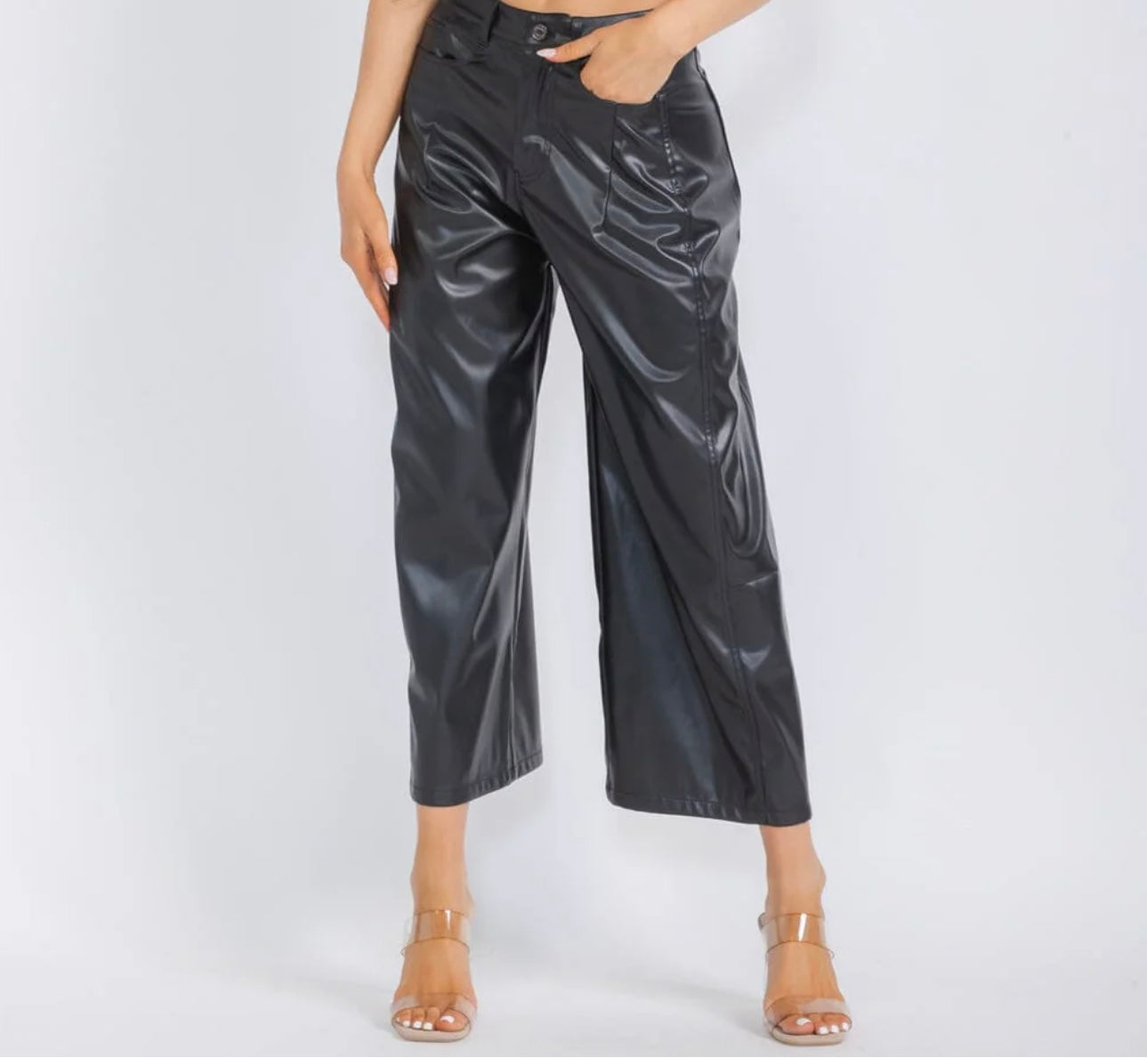 PLEATHER  BLACK WIDE LEG PANTS