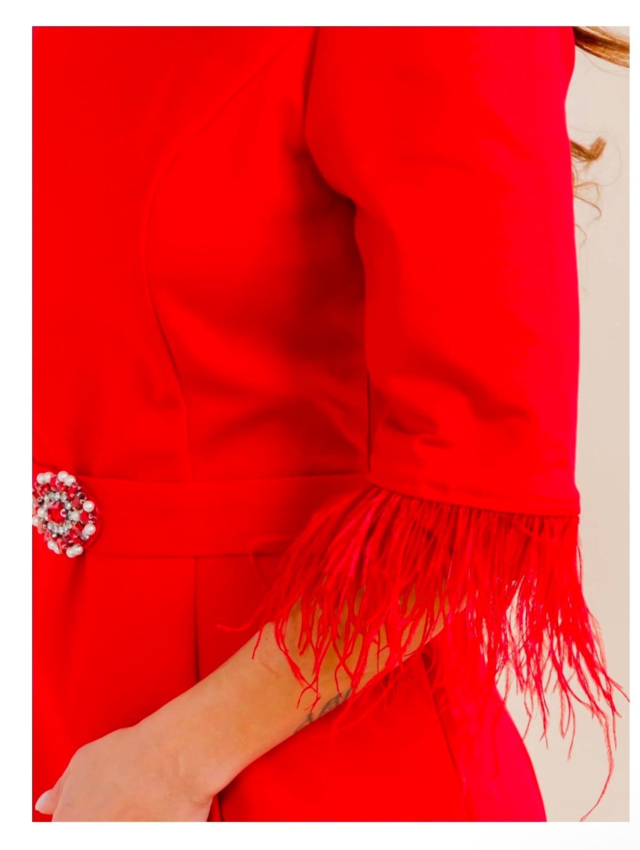 WOMEN'S 3/4 FEATHER TRIM SLEEVE BELTED MINI DRESS